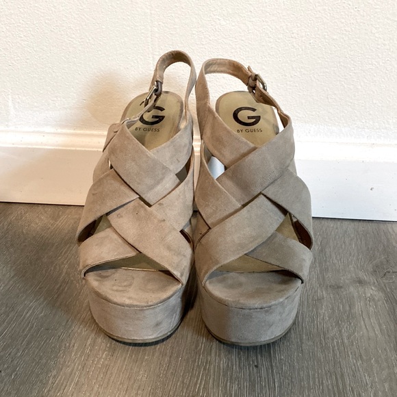 Guess wedges - Picture 2 of 4